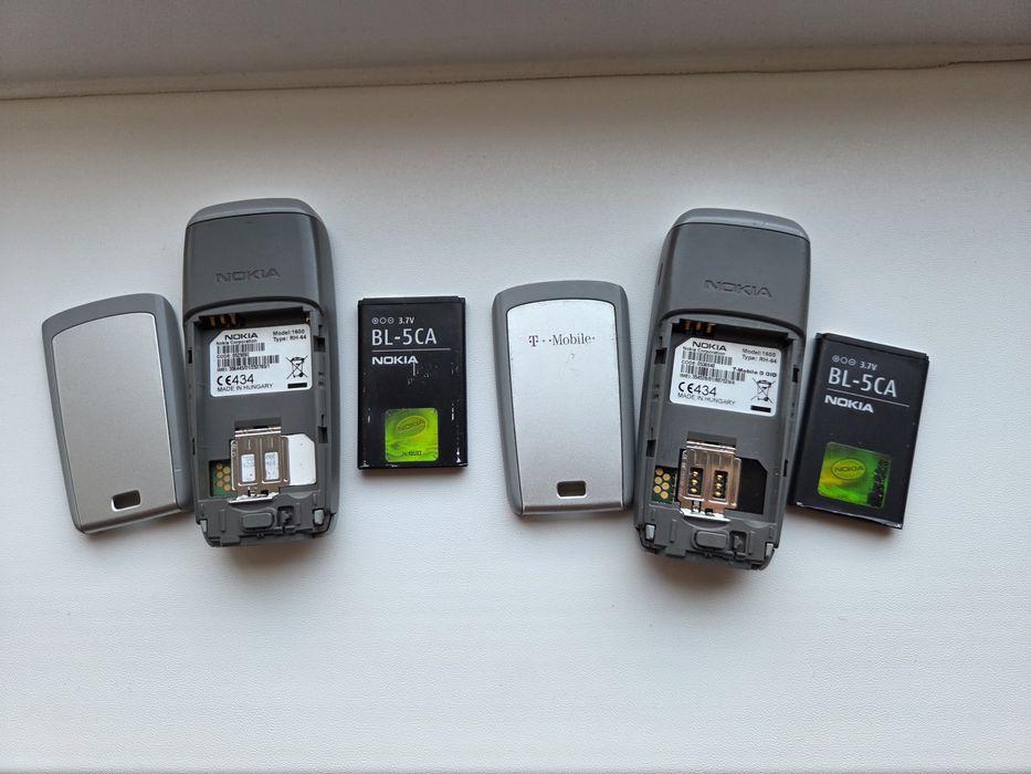 Nokia 1600 - telefon simplu cu butoane