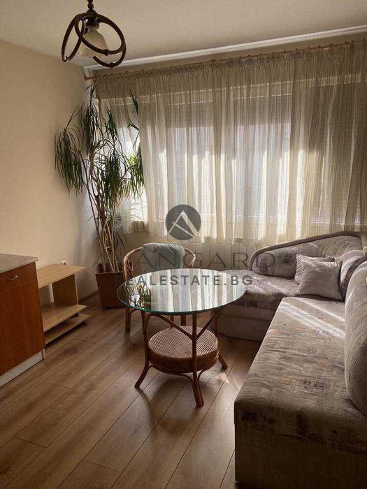 Продава се Многостаен апартамент в Пловдив, Център - 160 кв.м за 2586 €/кв.м - Снимка #2