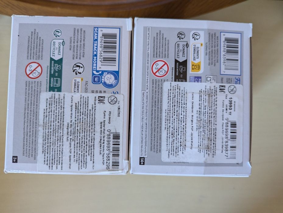 funko pop Spiderman и Deadpool оригинал