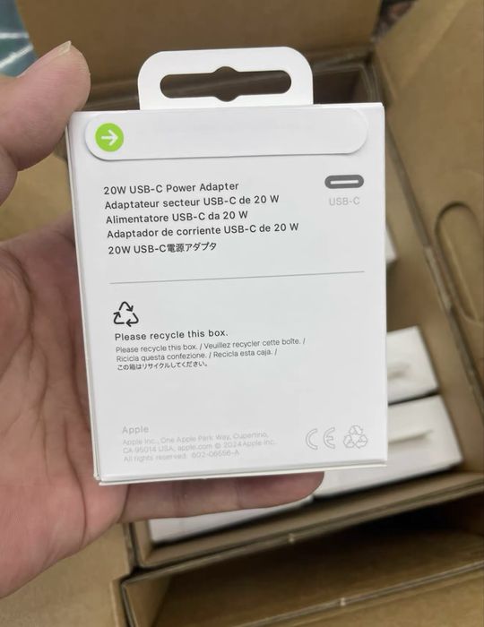 зарядка айфон Apple