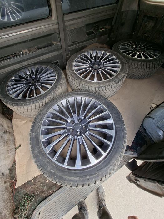 Продаю Диски с шинами