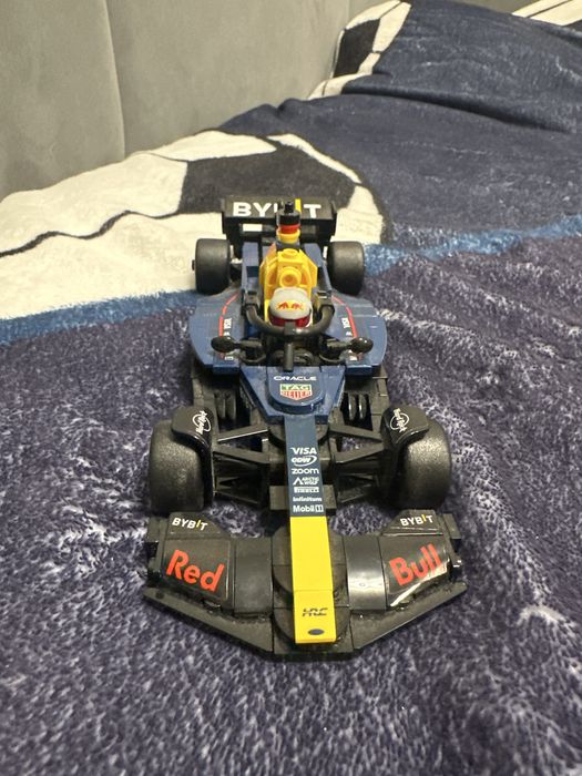 Продам Lego Формула-1