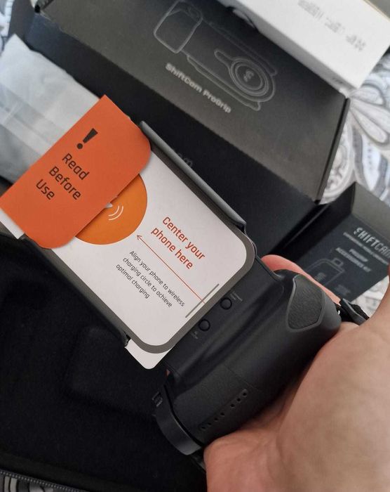 ShiftCam ProGrip - Stabilitate și Control Smartphone Android / iPhone