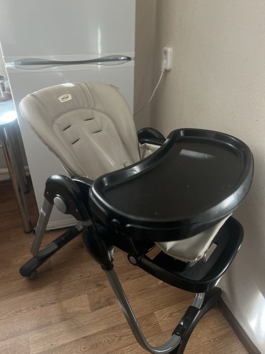 Продам стульчик для кормления