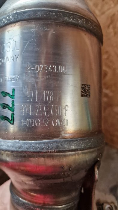 catalizatoare porsche panamera 971 /  971.131.703 L / sunt noi