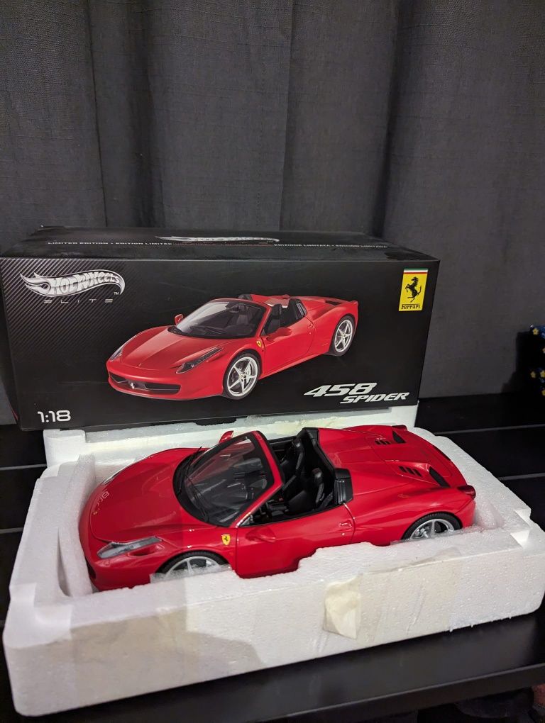 Ferrari spider 2024 hot wheels