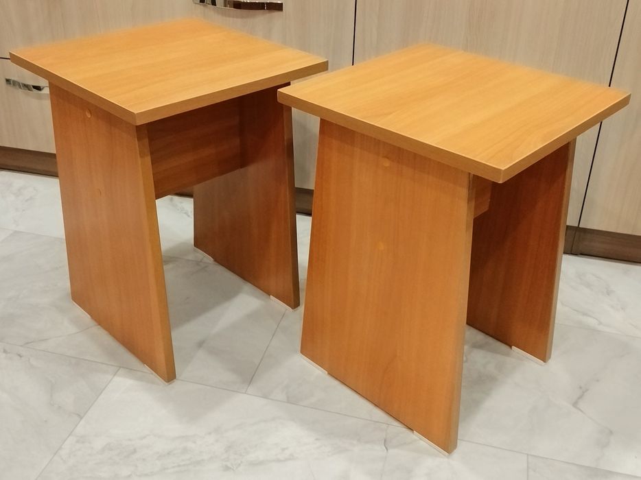 Продам табуретки новые.