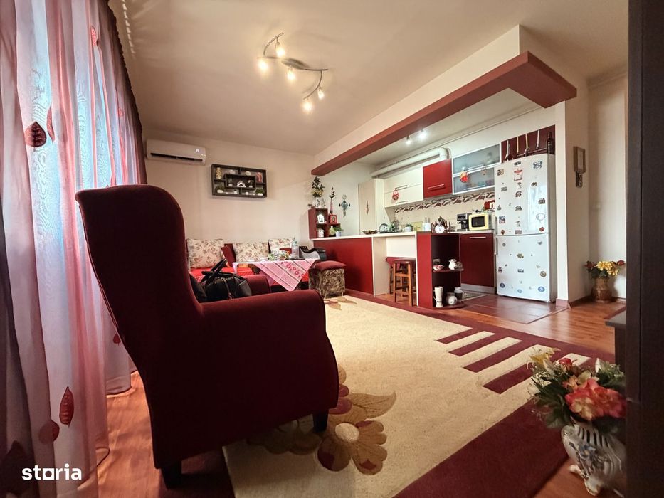 Apartament 2 camere, decomandat, 50 mp utili, etaj 2, loc de parcare -