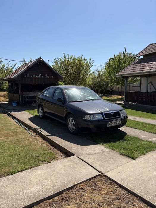 Autoturism Skoda Octavia 1