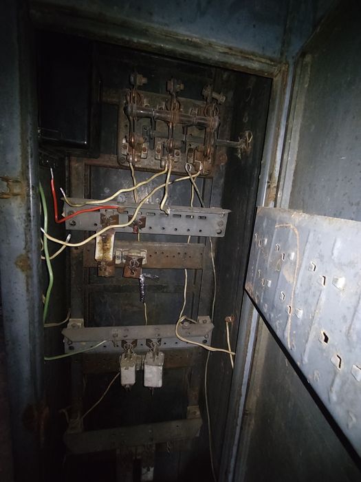 Распределительный шкаф