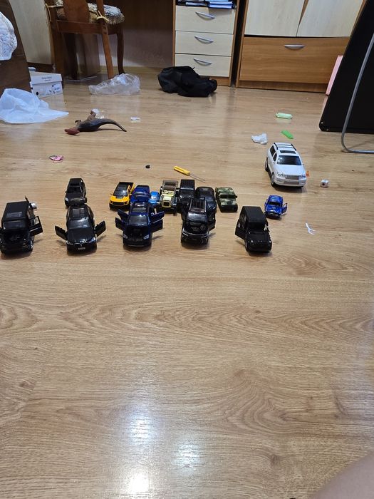 Продам колекционные модельки машин