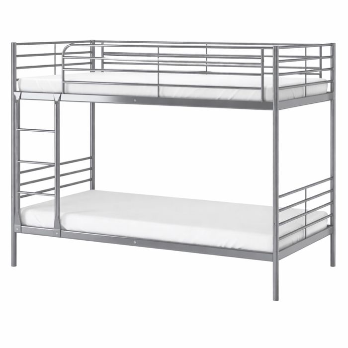 Двайно легло с два матрака