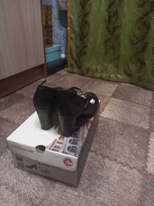 Продаются туфли. Женские