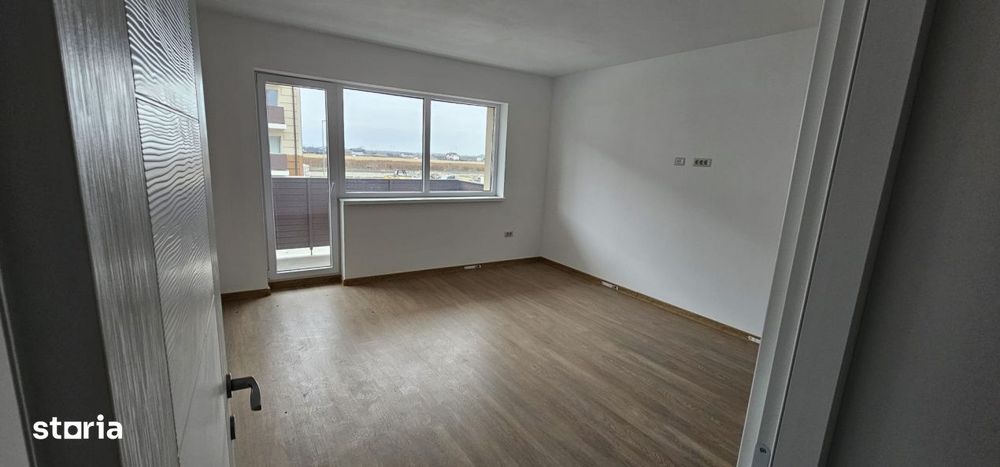Apartament 3 camere 72 mp  Sanpetru Subcetate City