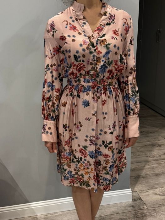 Продам платье р36 Massimo Dutti в идеальном состоянии