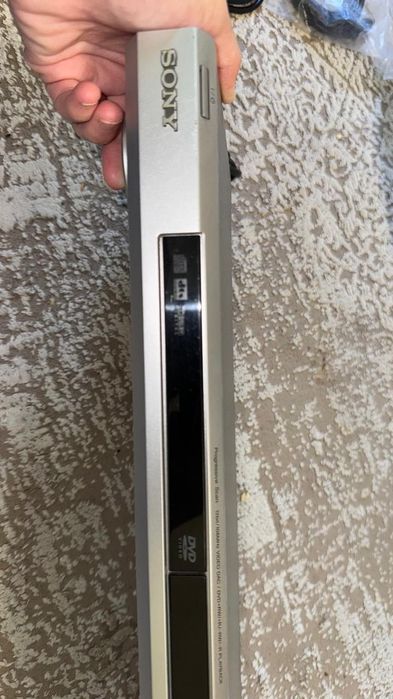 DVD проигрыватель Sony