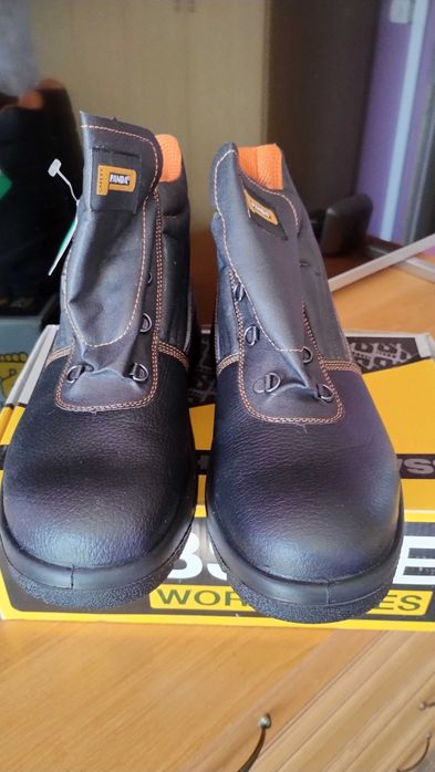 НОВИ Работни обувки N45 BSAFE