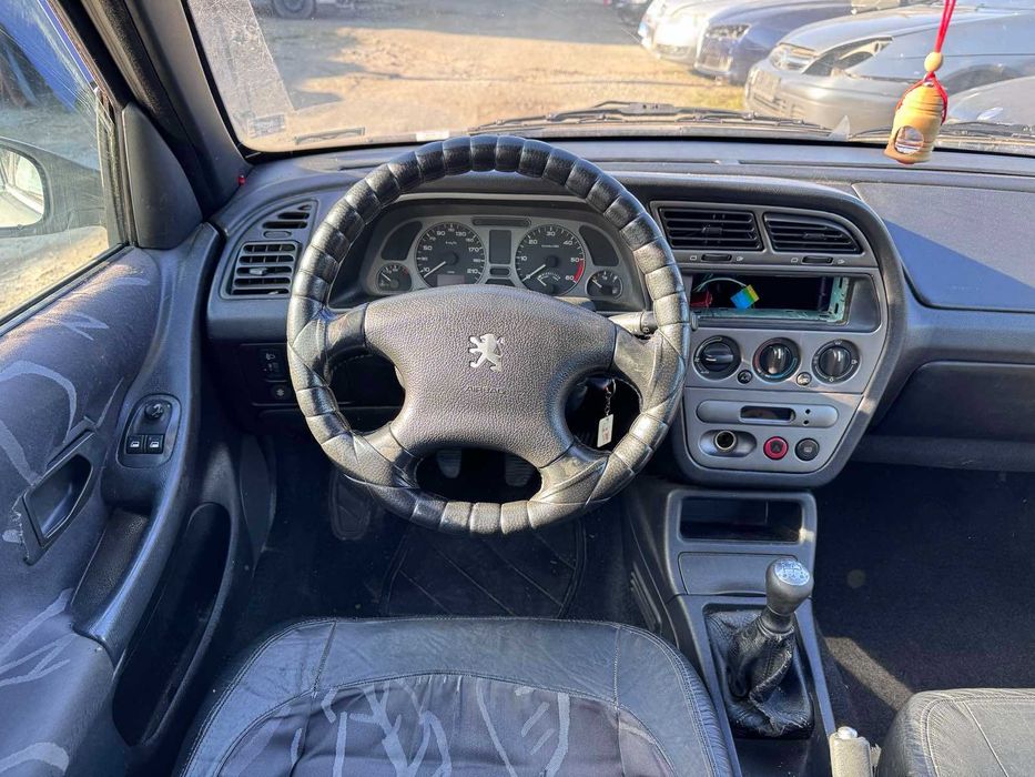 Peugeot 306 2.0hdi 90кс 2000г. На Части