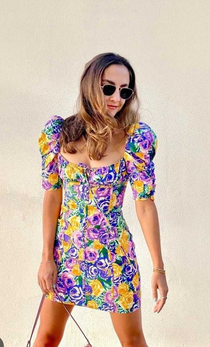 Свежа рокля на Zara, размер малък S