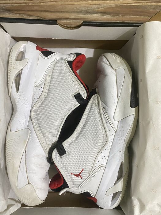 Jordan 4 Max Aura