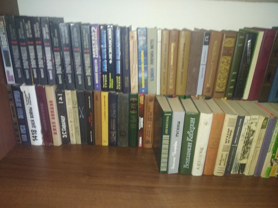 Продам книги срочно!!!
