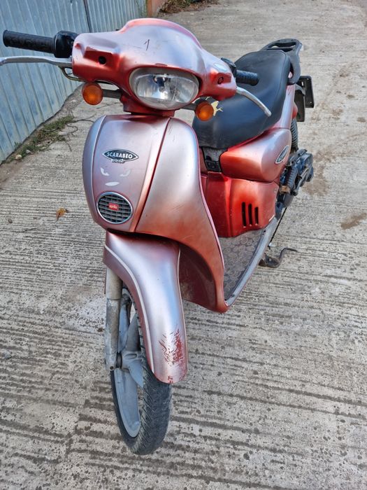 Vând Scarabeo 100cm³