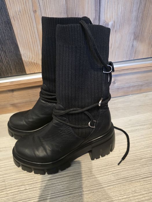 Боти от естествена кожа номер 37