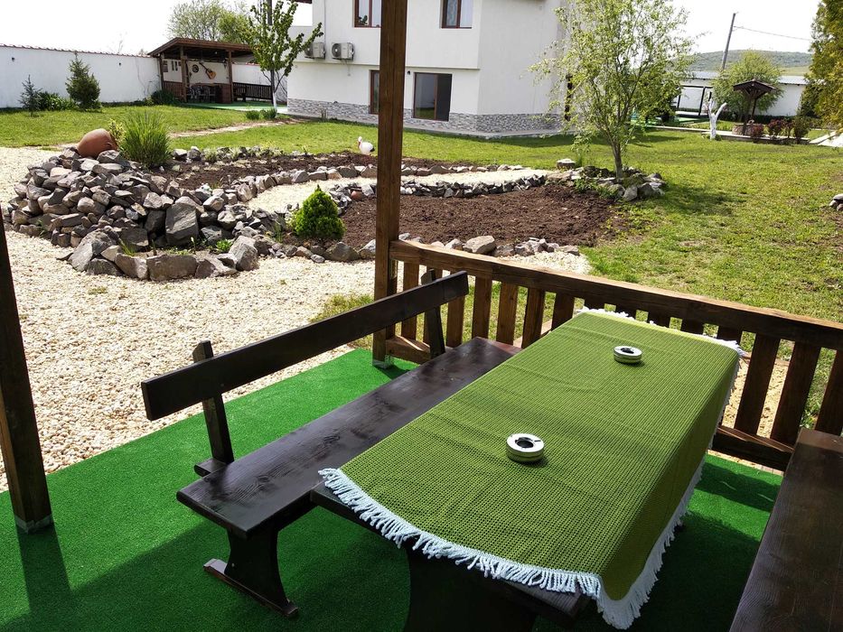 Дава се под наем Къща в с. Лъка, Област Бургас - 240 кв.м за 255 € - Снимка #20