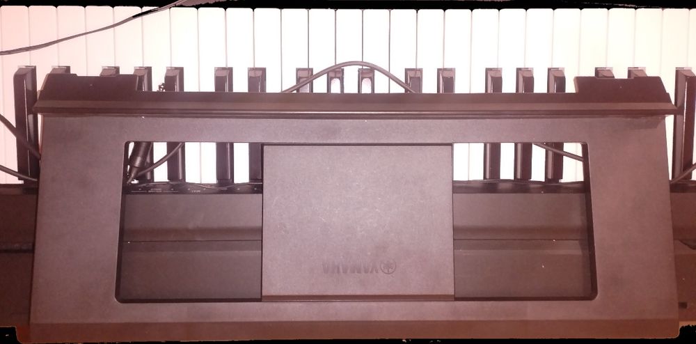 Pian Digital Yamaha P-45B+Suport+Pedala Sustain+Cablu USB pentru midi