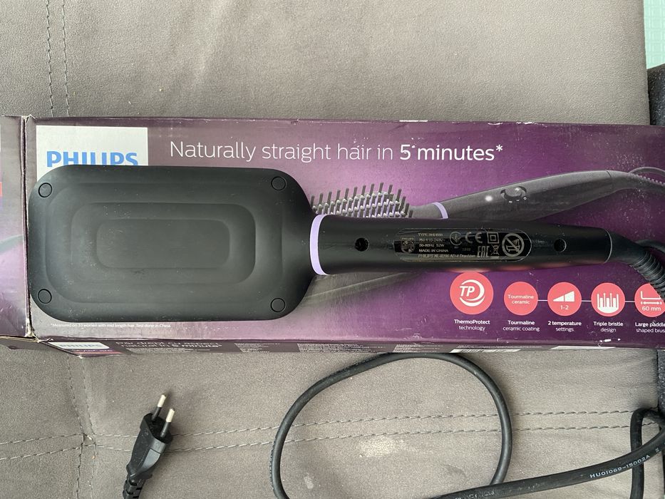 Четка за изправяне на коса Philips
