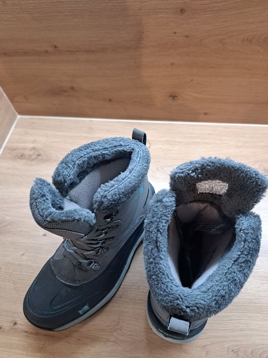 Зимни обувки Karrimor 39ти номер чисто нови, ползвани са 2 пъти
