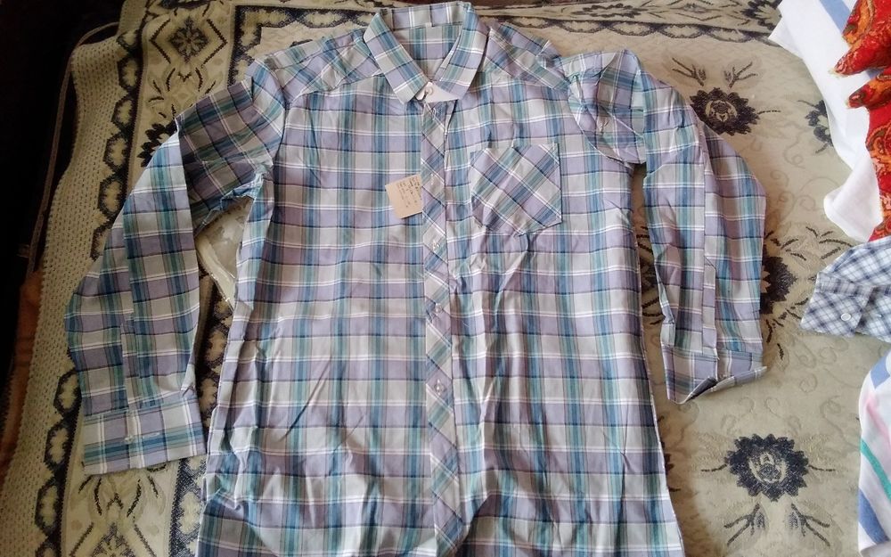 Продам рубашки ,халаты новые