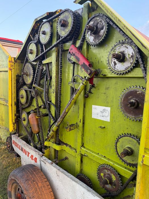Продам Пресс-подборщик CLAAS Rollant 44