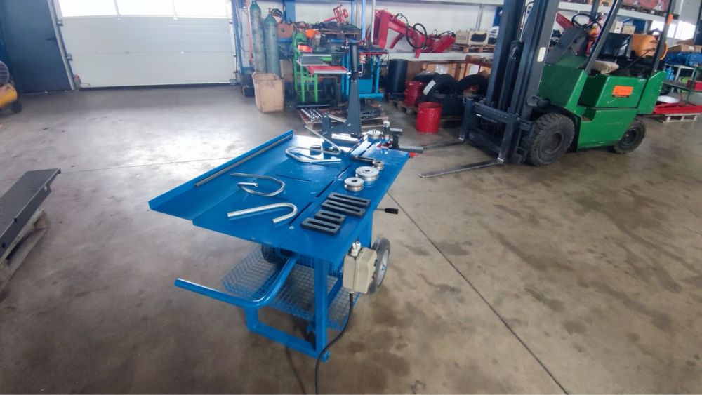 Машина за огъване на тръби до ф8