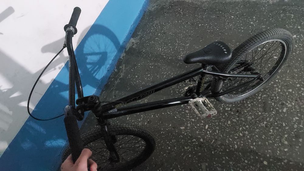 продам велосипед BMX Haro