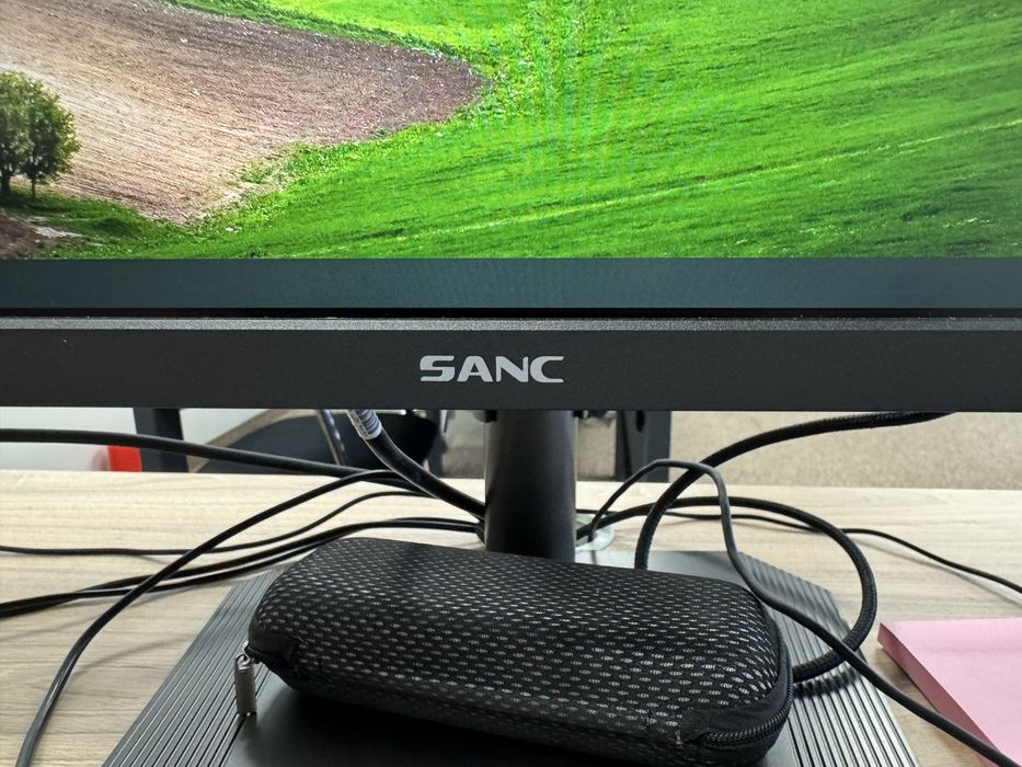 Монитор 4К продаю