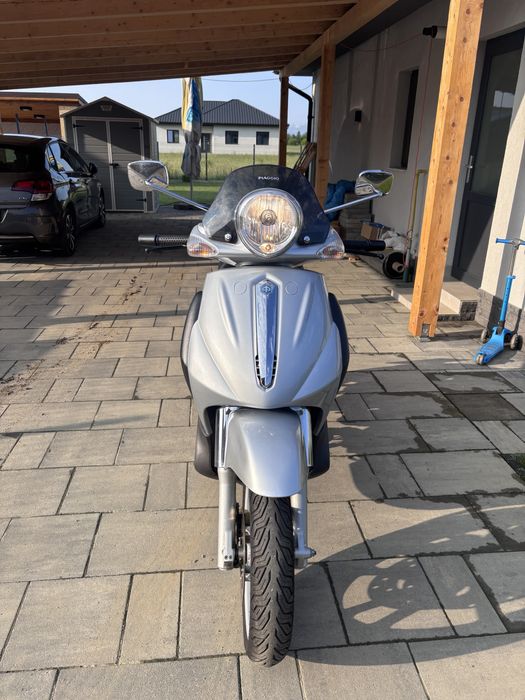 Piaggio Beverly 500