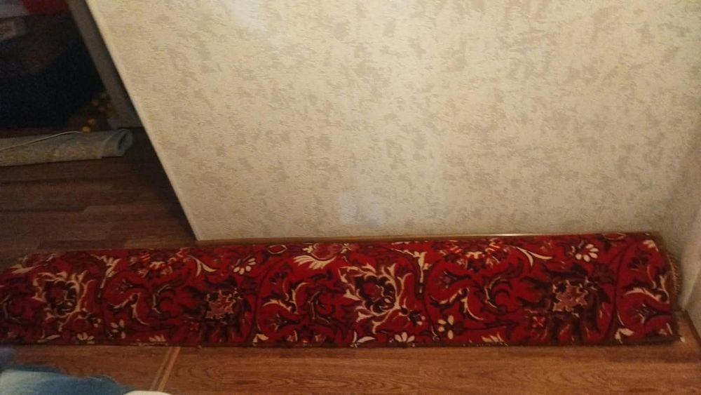 Продам палас в хорошем состоянии