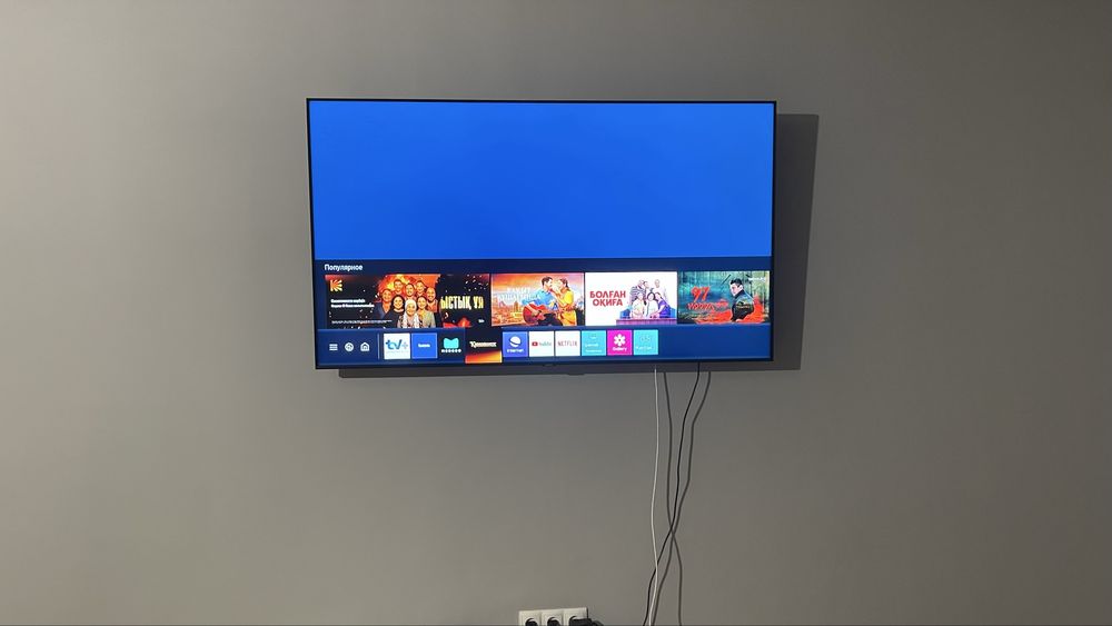 Телевизор Samsung 8 серии 65”-165,1см