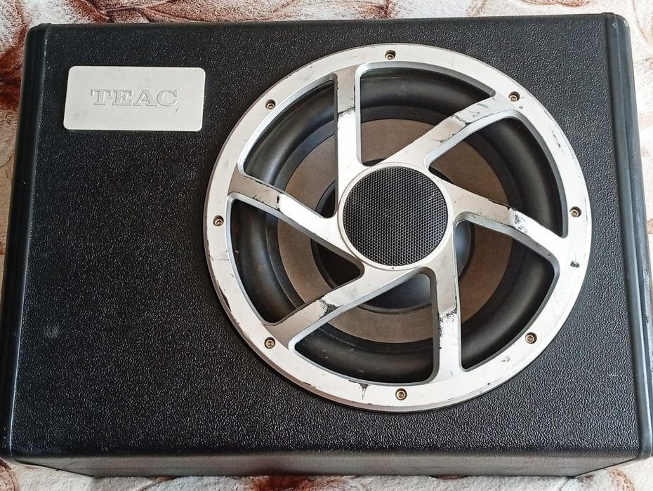 Продам самбуфер в авто