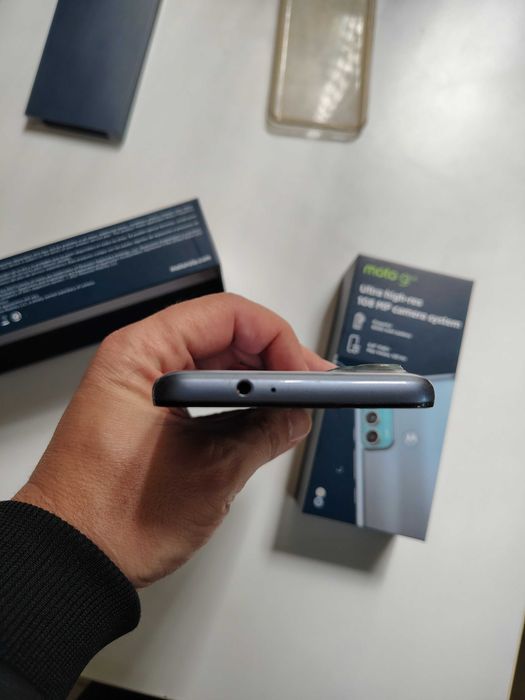 Продавам  Motorola G60 Dynamic Grey