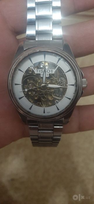 Срочно продам часы Tissot механика в нормальном состоянии