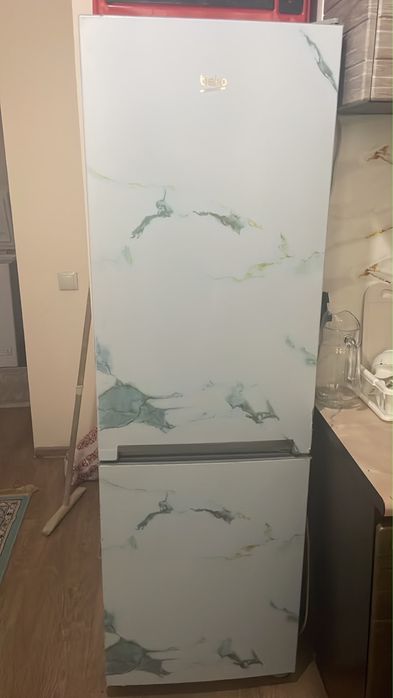 Продается холодильник в хорошем состояний, тихий, рабочий