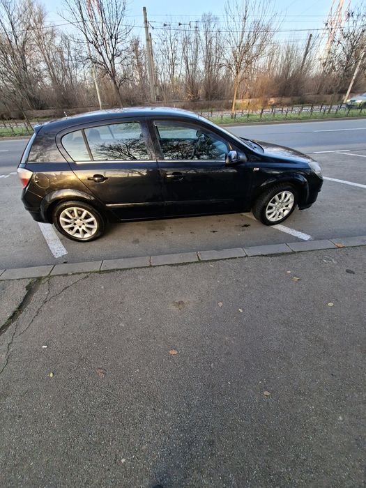 Vind opel astra h, an fabricație 2005,motor  1,7cdti (diesel)