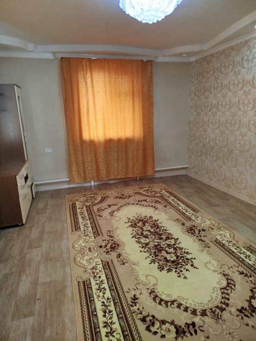 Продается ковер в хорошем состоянии.