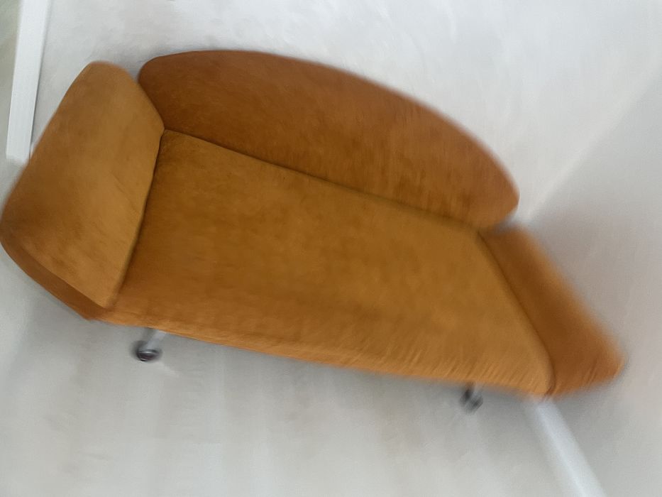 Продам диван в хорошем качестве