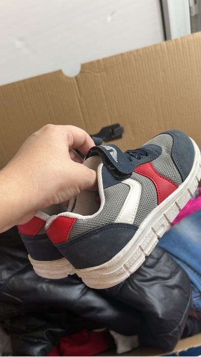 Продам детскую обувь на мальчика