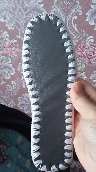 Тапочки, сапожки для дома. Ручная работа