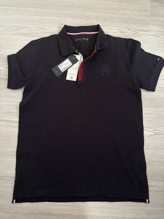 Tricou Tommy Hilfinger, mar 164 nou, cu eticheta