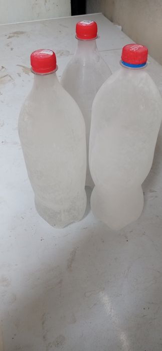 Муз , лёд сотилади 1.5 литрли баклашкада 3000 сум